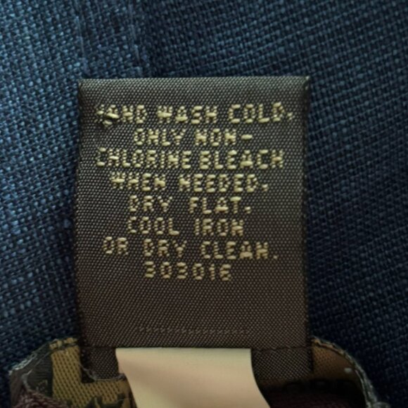 Banana Republic - Brown Stretch Long Sleeve Keyhole Neck Shirt Top (Size: M) - Picture 4 of 5